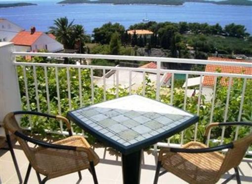 фото отеля J & B Holiday House Apartment Hvar