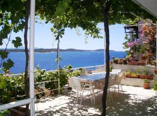 фото отеля J & B Holiday House Apartment Hvar