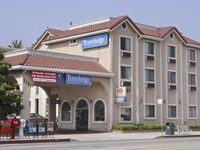Travelodge Pasadena Central