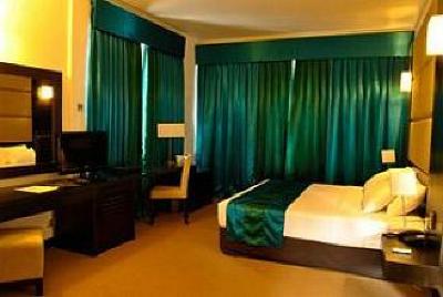 фото отеля Peacock Beach Hotel