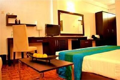 фото отеля Peacock Beach Hotel