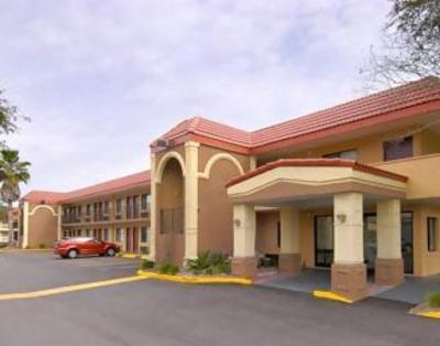 фото отеля Americas Best Value Inn - Kingsland Kings Bay Naval Area
