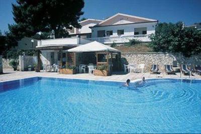 фото отеля Villaggio Turistico Villa Carabella