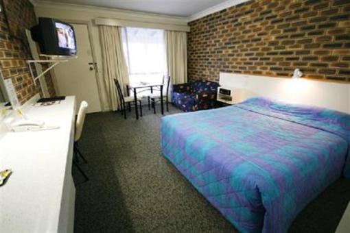 фото отеля BEST WESTERN Top of the Town Motel