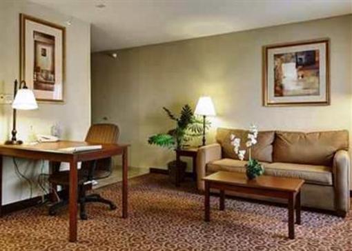 фото отеля Hampton Inn & Suites Fremont