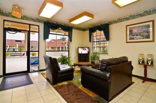 фото отеля Best Western Naval Station Inn