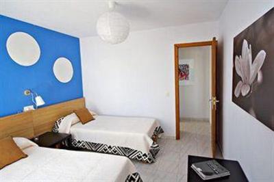 фото отеля Apartamentos Fleming 50