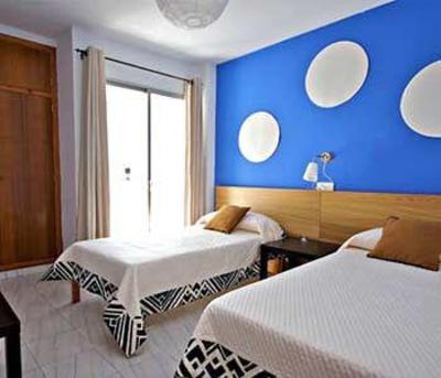 фото отеля Apartamentos Fleming 50