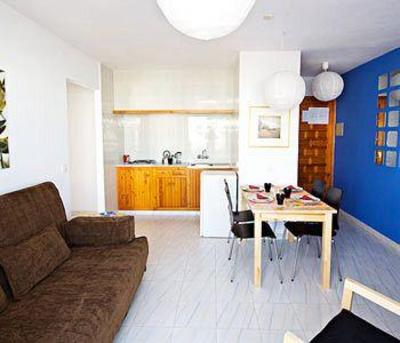фото отеля Apartamentos Fleming 50