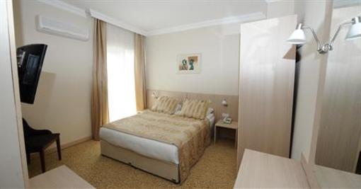 фото отеля Hotel Suix Lara