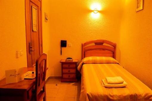 фото отеля Hostal Josefina