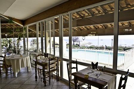 фото отеля Paradou Mediterranee Hotel Sausset-les-Pins