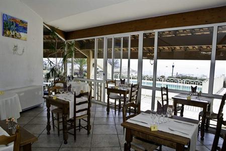 фото отеля Paradou Mediterranee Hotel Sausset-les-Pins