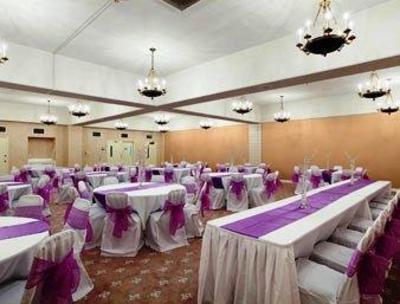 фото отеля Howard Johnson Burlington