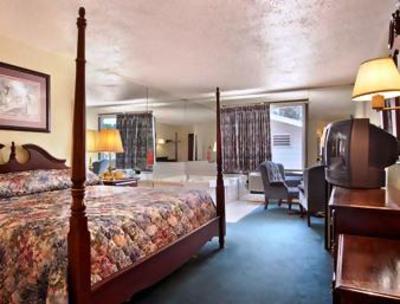 фото отеля Super 8 Motel Green Bay