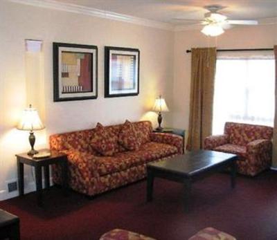 фото отеля Beach House Inn