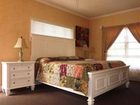 фото отеля Beach House Inn