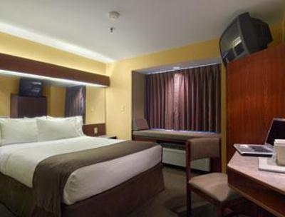фото отеля Microtel Inn & Suites by Wyndham Daphne Mobile