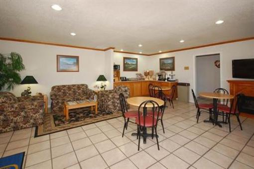 фото отеля Best Western Smithfield Inn Cleburne