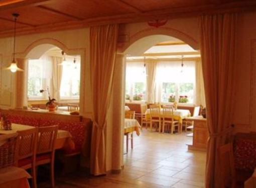 фото отеля Hotel Gasthof Weiherbad