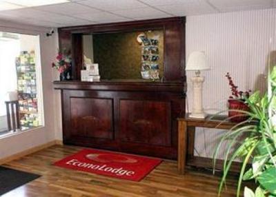 фото отеля Econo Lodge Stroudsburg