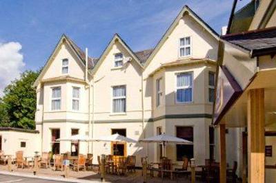 фото отеля Premier Inn Bournemouth East