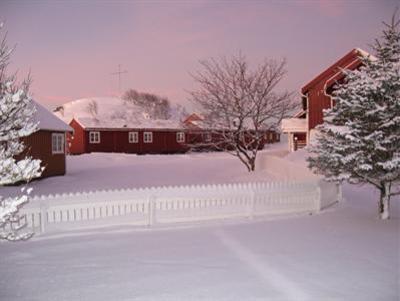 фото отеля Haholmen Havstuer Hotel Averoy