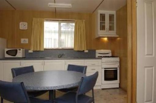 фото отеля Discovery Holiday Parks Strahan