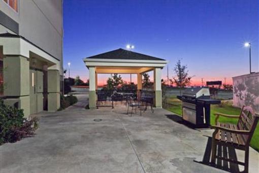 фото отеля Candlewood Suites Maurine Wichita Falls