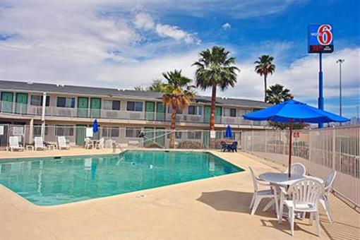 фото отеля Motel 6 Tucson - Congress Street