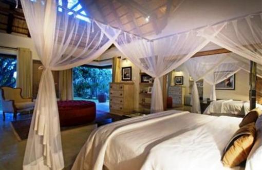 фото отеля Khaya Ndlovu Manor House Hoesdspruit
