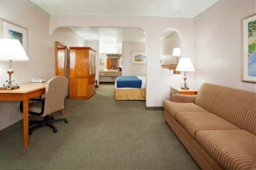фото отеля Holiday Inn Express Albuquerque I-40 Eubank