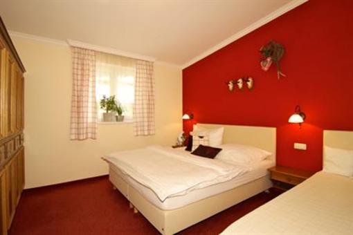 фото отеля Jagdhof Pension St. Johann im Pongau