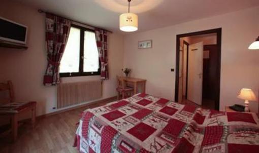 фото отеля Hotel L'Hermitage Thones