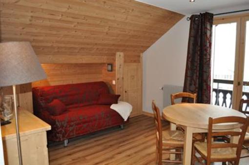 фото отеля Hotel L'Hermitage Thones