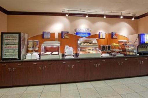 фото отеля Holiday Inn Express Woodland