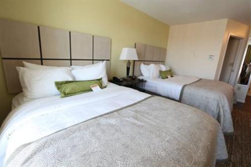 фото отеля Candlewood Suites St Joseph