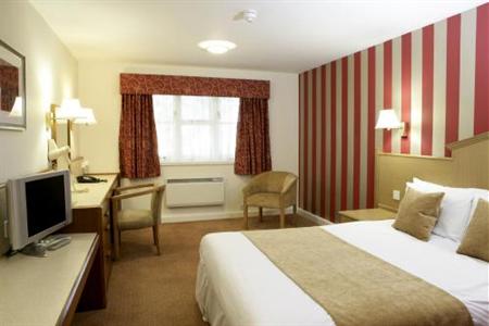 фото отеля Mercure Hotel East Swindon