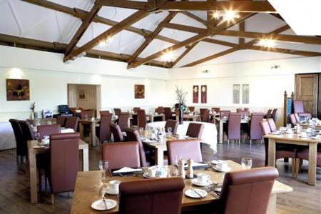 фото отеля Mercure Hotel East Swindon