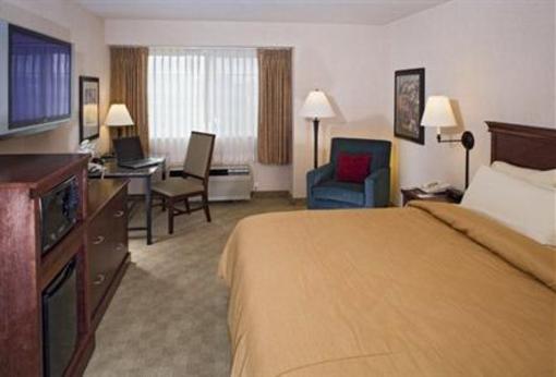 фото отеля Silver Cloud Inn NW Portland