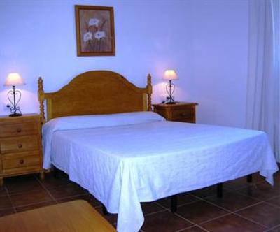 фото отеля Apartamentos Conil Alquila