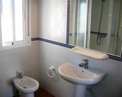 фото отеля Apartamentos Conil Alquila