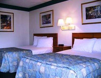 фото отеля Budget Inn & Suites Orlando West