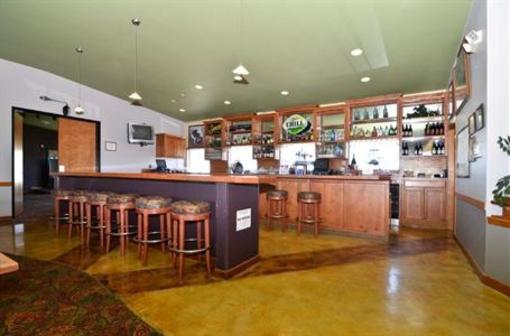 фото отеля Best Western Plus Lighthouse Suites Inn