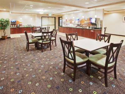 фото отеля Holiday Inn Express Lodi