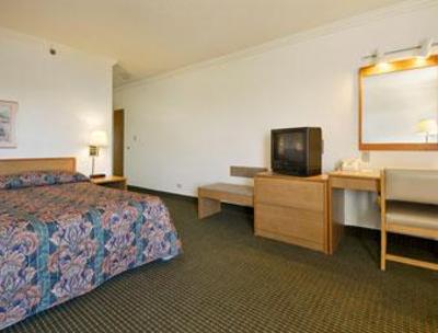фото отеля Days Inn Libertyville