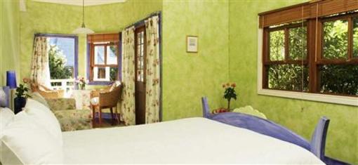 фото отеля The Spotted Chook and Amelie's Petite Maison Hotel Montville (Australia)