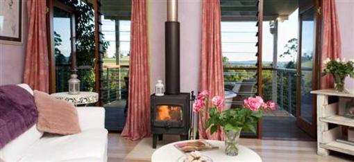 фото отеля The Spotted Chook and Amelie's Petite Maison Hotel Montville (Australia)