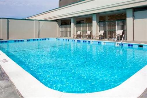 фото отеля Holiday Inn Express Washington DC SW-Springfield