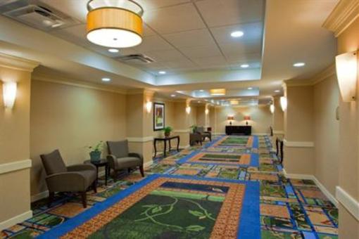 фото отеля Holiday Inn Express Washington DC SW-Springfield